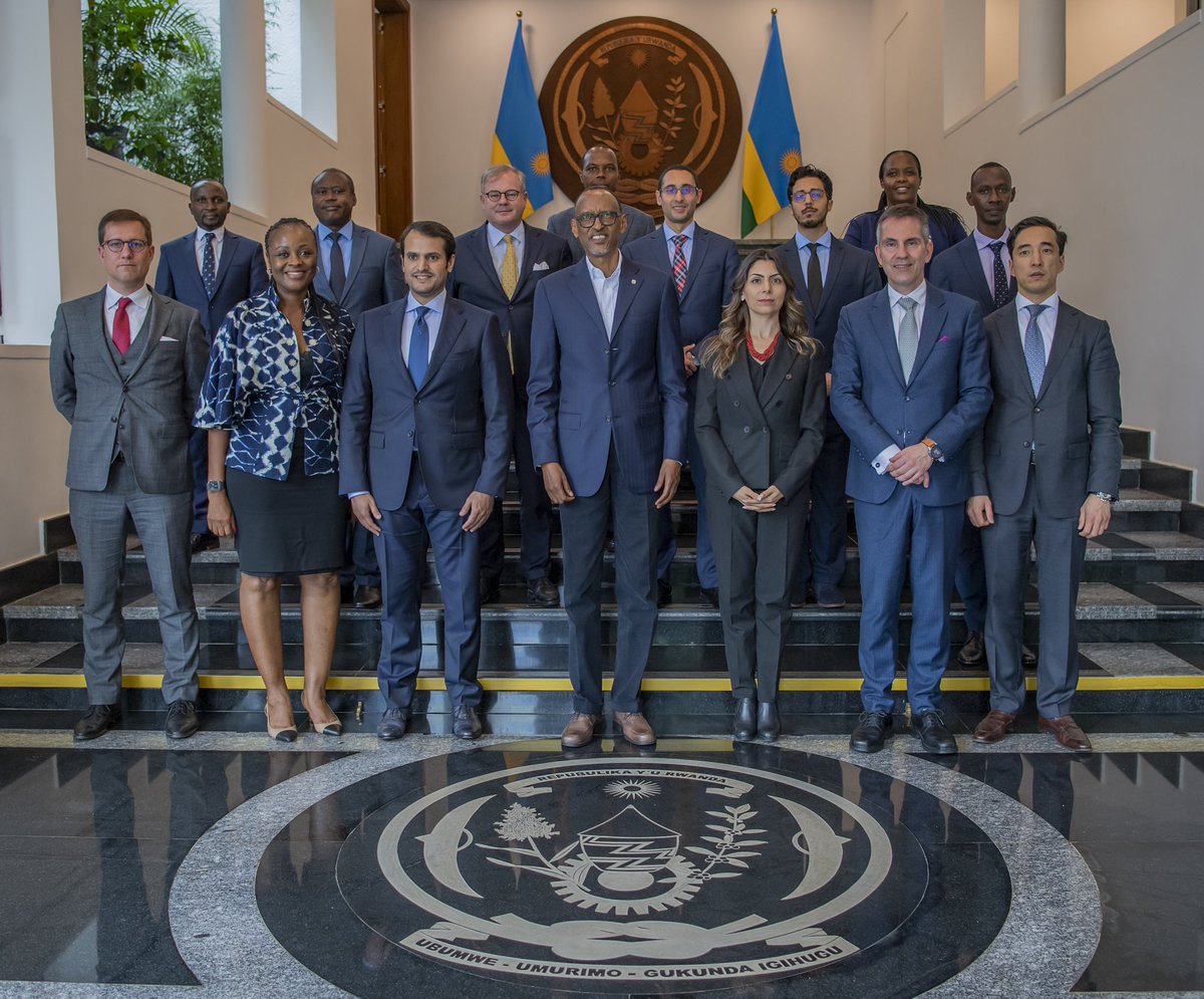 President Kagame met with members of the World Alliance of International Financial Centers who are in Rwanda for their 3rd board meeting. Rwanda joined the @WAIFC_ in 2020 and has established partnerships with financial centers in Casablanca, Qatar, Belgium, Luxembourg & Jersey.