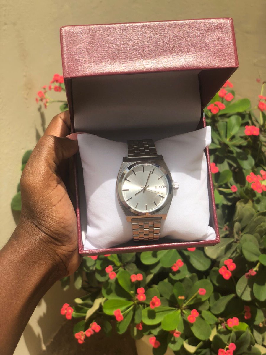 knot_n_clips's tweet photo. Grab your Nixon (GHS 200) and Casio (GHS 150) watches ASAP. Limited stock available 
#watches #Nixon https://t.co/7tWejsvbS0