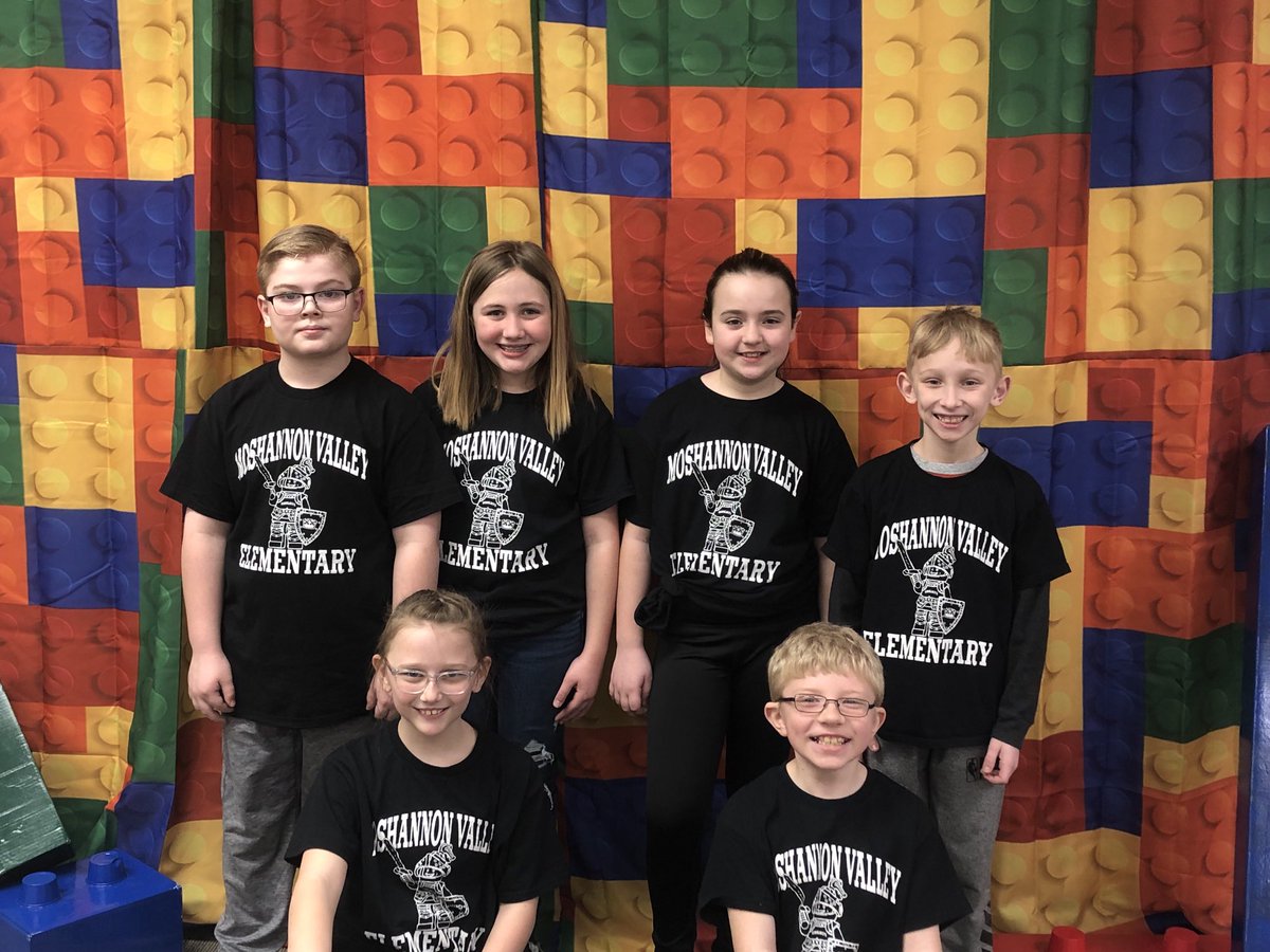 So excited to be at the ⁦<a href="/firstlegoleague/">FIRST LEGO League</a>⁩ Cargo Connect Explore showcase!
⁦<a href="/trtomasko/">Dr. Tracie Tomasko</a>⁩ ⁦<a href="/JohnZesiger/">Dr. John W. Zesiger</a>⁩