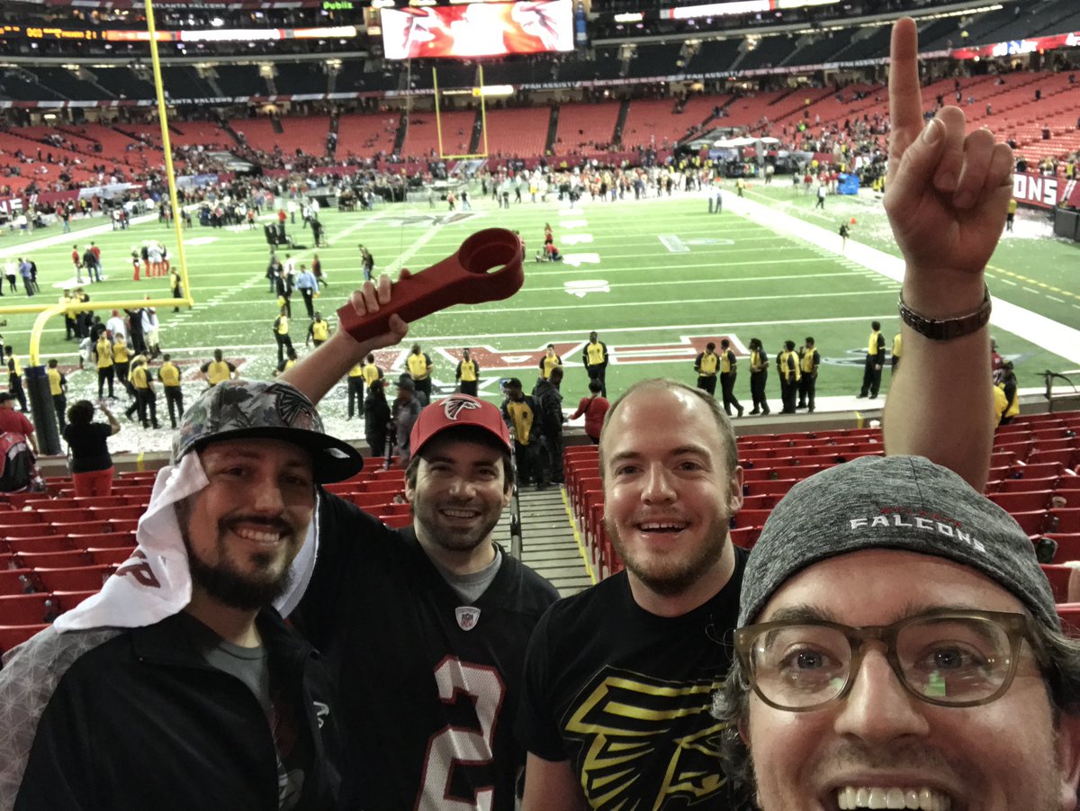 AdamFyke's tweet photo. I’ve owned 2 jerseys my whole life- a Chris Chandler (😆) one and a @M_Ryan02. Coincidentally both took the Falcs to the SB 🧐
Will miss seeing Ryan in a Falcs jersey but I will be watching @Colts games to follow him. Go get that ring! @sryan03 #MattRyan https://t.co/bByUmgOYz3