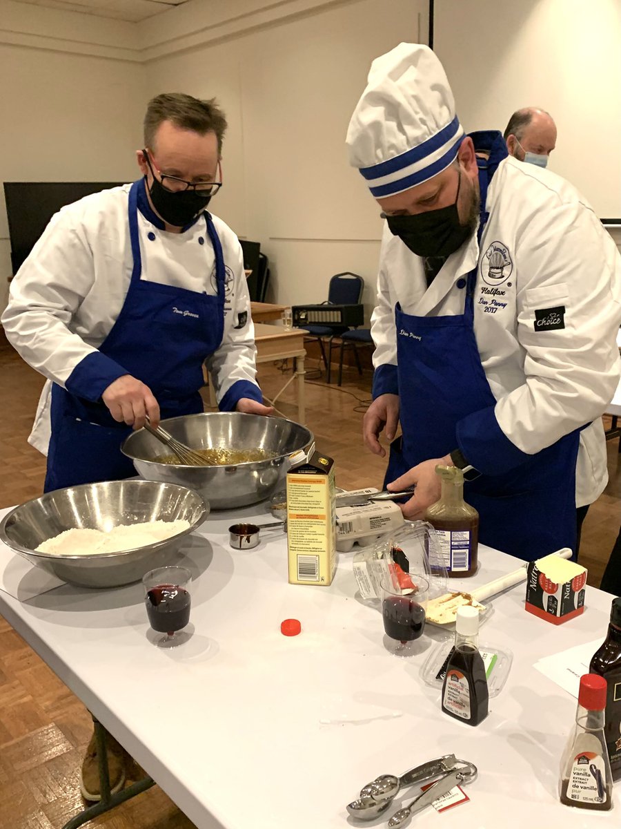 Many thanks to Chef Charlie Burtt <a href="/theropeloft/">The Rope Loft</a> in Chester for leading us in a most enjoyable evening of cooking at the Italian Canadian Cultural Centre
