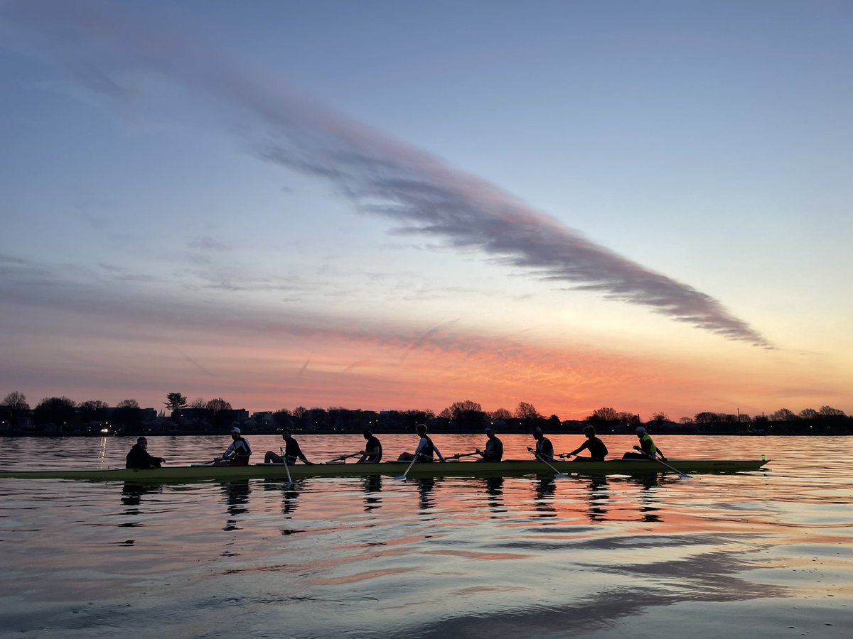 GW Men's Rowing tweet media