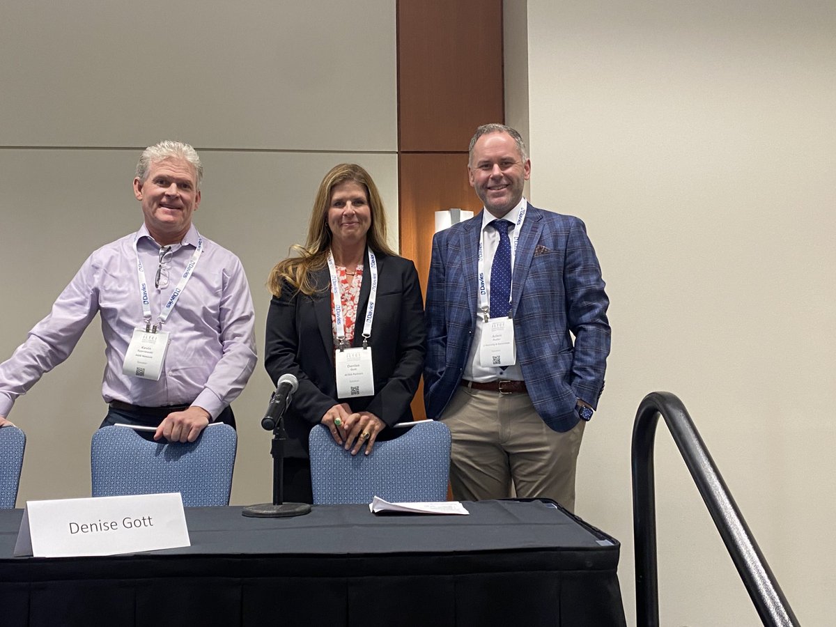 SteveCainLTC's tweet photo. Lots of Group LTC “firepower” in this photo. We’re fortunate to have AGIS, ACSIA and J. Manning & Associates representing at #ILTCI #ILTCI2022 #groupltc https://t.co/nI7bD9ZvnQ