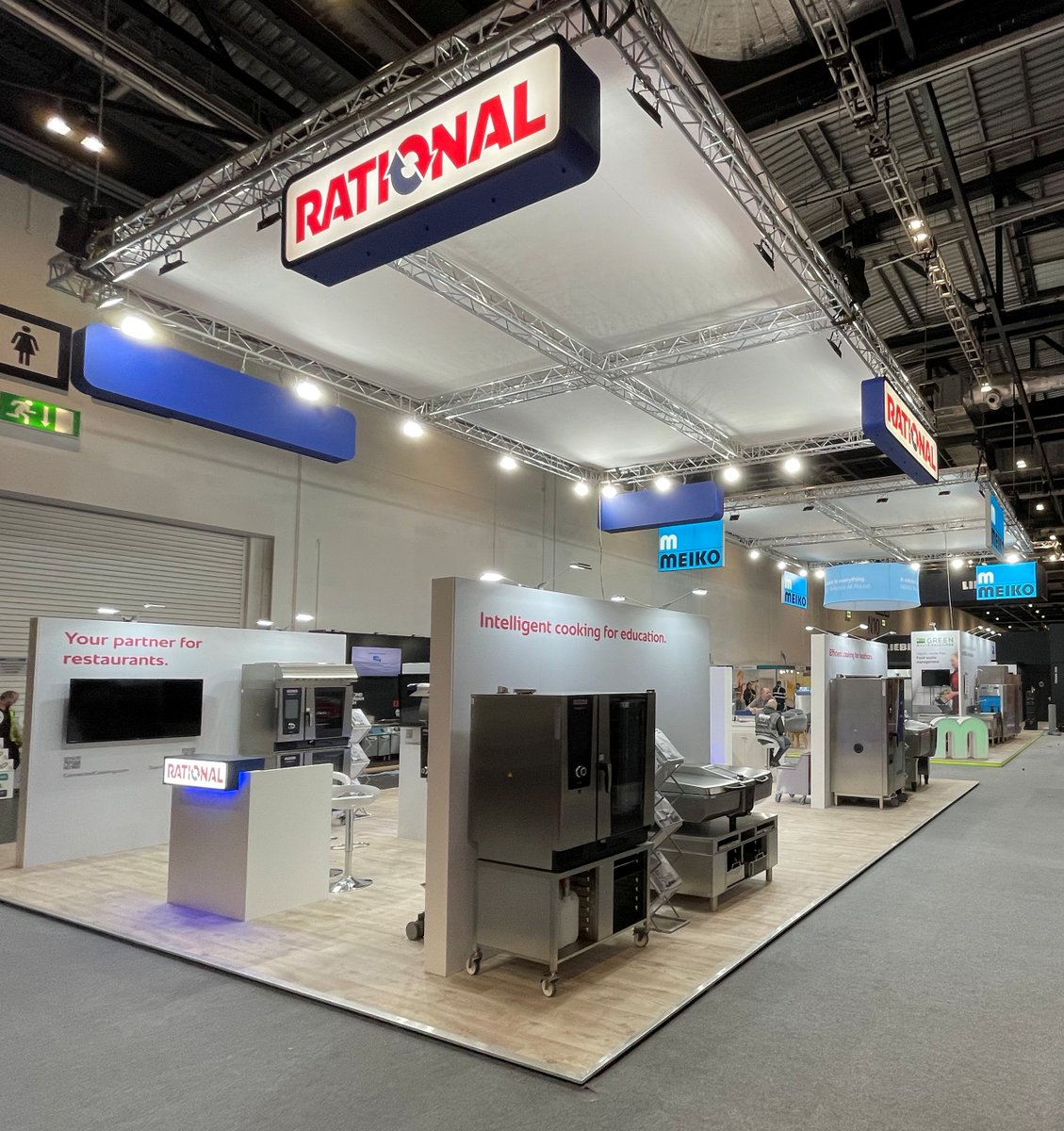 DesignInterlink's tweet image. At @HRC_Event 2022 stand building for @Rational_UK
With thanks to @pressredrentals @hwoodmonster @DPIUKLTD @Showlite for all your assistance. #exhibitions #standbuilder #standdesign #hotel #restaurant #catering