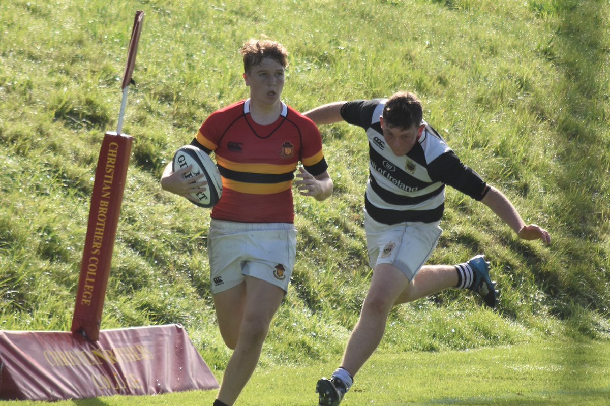 CBC_rugby's tweet image. A big day out 2moro with our JCT squad in action in @Munsterrugby Junior Cup Final

🔴🟡⚫️ CBC v ⚫️⚪️🟣 @pbcrugby
🏟 Musgrave Park
📆 Wednesday, March 23
🕰 2pm
🎟 Available at Gate 

Hope to see a fantastic crowd in support of Leo, Craig &amp;amp; the squad &amp;amp; Mr Foley &amp;amp; coaching staff.