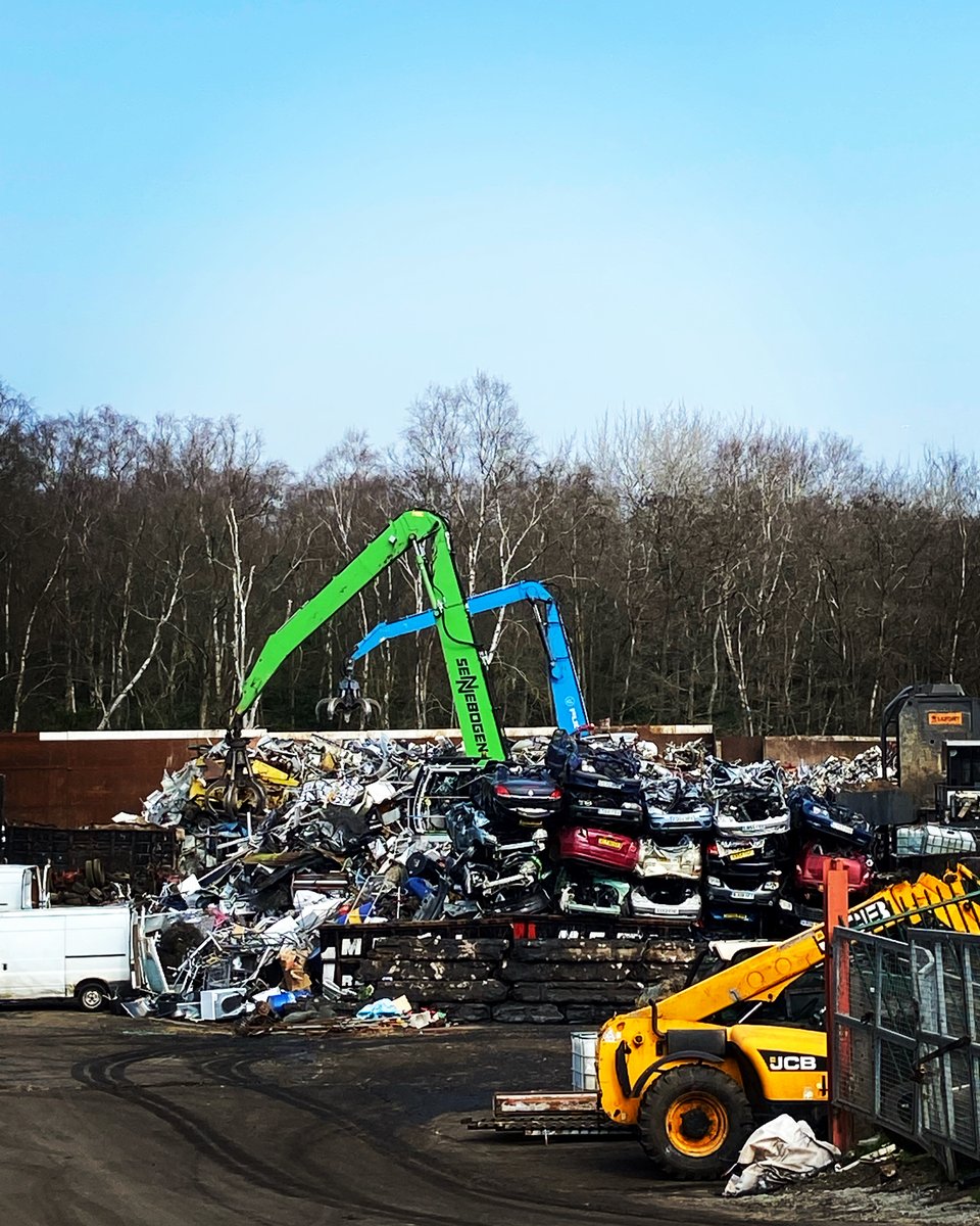 💰💰 Scrap your car 💰💰 directly with us here at A1 Group directly through our website a1groupuk.com/car-spares/scr… 
We offer a free collection service and the best local prices 💰💰
#scrapyourcar #a1metalrecycling