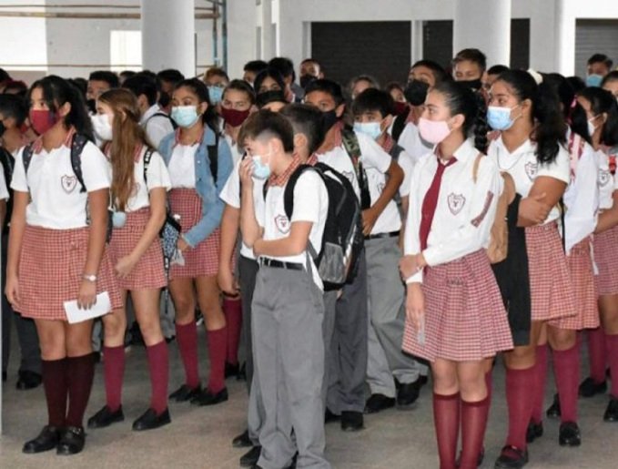 Crónicas de la Argentina esquizofrénica.