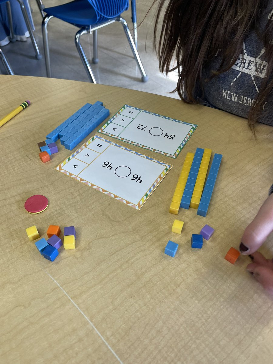 Building and comparing two digit numbers today during first grade math intervention! <a href="/palisdDN/">Durham-Nockamixon Elementary School</a> #palisd