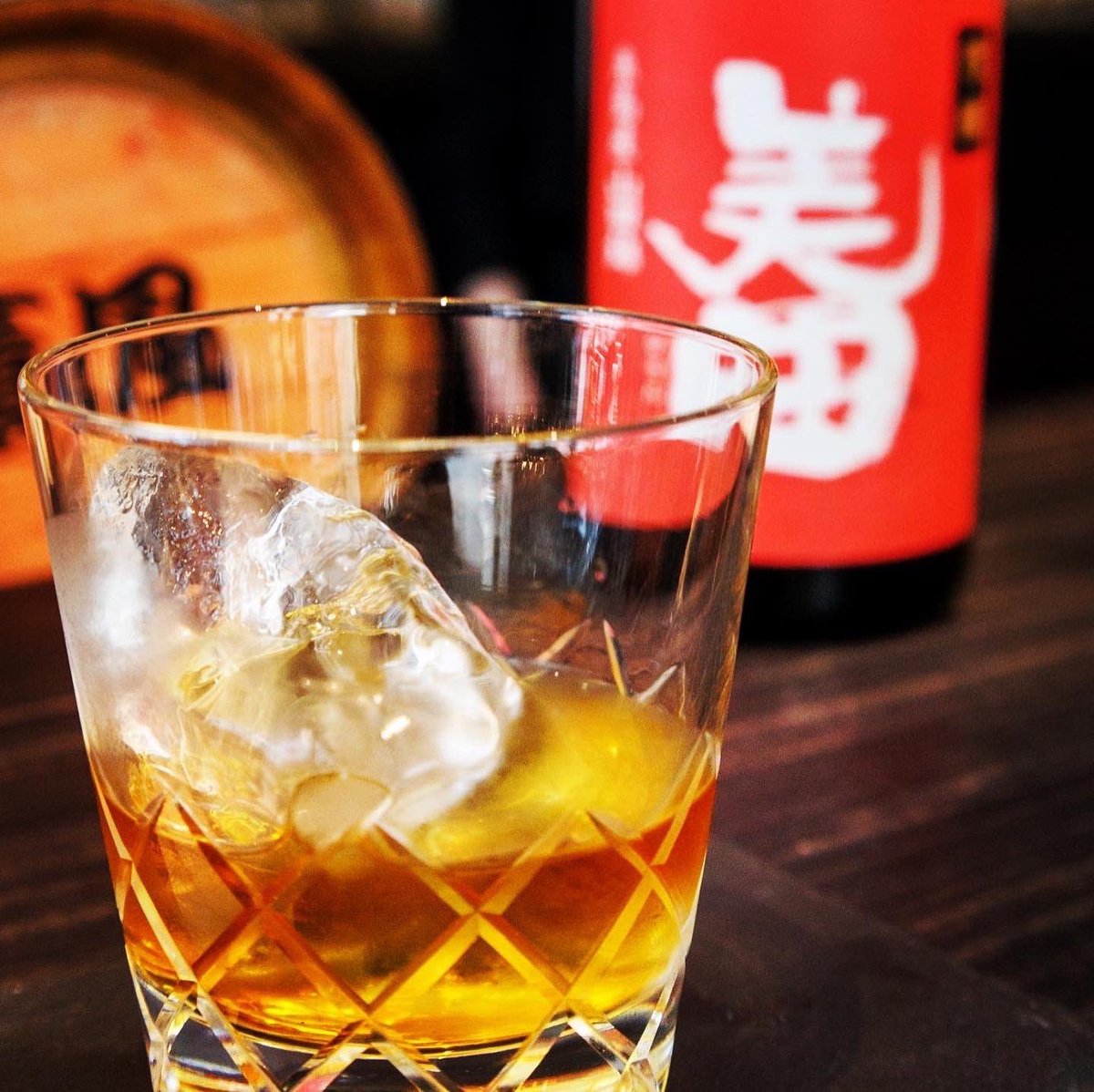 start_with71's tweet photo. 3月20日(日)
15時〜

"日本酒" × "スペシャルティーコーヒー"マリアージュイベント。

今回は
福岡の唎酒師"すぎたま"さんと

living coffeeの
バリスタ"emi"さん

話題の姪浜のパン屋さん
"ヨフカシベーカリー"さんより
国産の桜葉と花をペーストにした特製"桜スコーン"もご用意。

#start_with https://t.co/Hs1ZPaH4b4