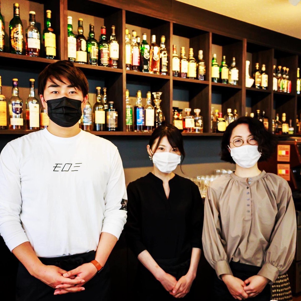 start_with71's tweet photo. 3月20日(日)
15時〜

"日本酒" × "スペシャルティーコーヒー"マリアージュイベント。

今回は
福岡の唎酒師"すぎたま"さんと

living coffeeの
バリスタ"emi"さん

話題の姪浜のパン屋さん
"ヨフカシベーカリー"さんより
国産の桜葉と花をペーストにした特製"桜スコーン"もご用意。

#start_with https://t.co/Hs1ZPaH4b4