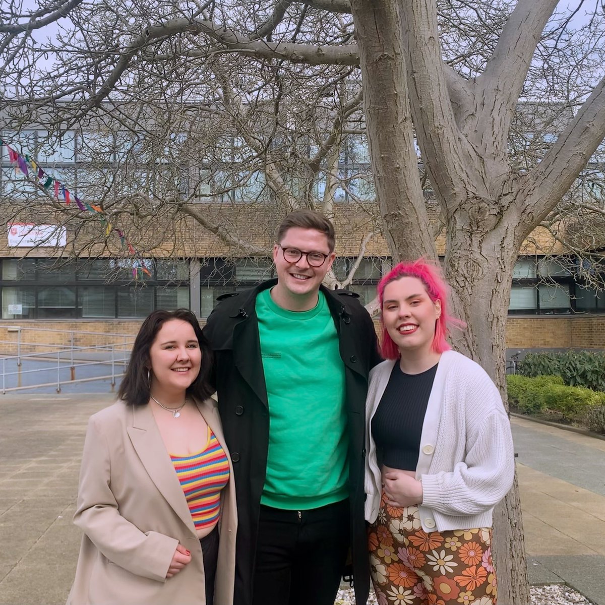 We had the pleasure of sitting down and talking to UK Youth Mental Health Ambassador, Dr Alex George, during his visit to the University today!

Look out for our interview coming soon 🥳

#DrAlexGeorge #universityofleicester