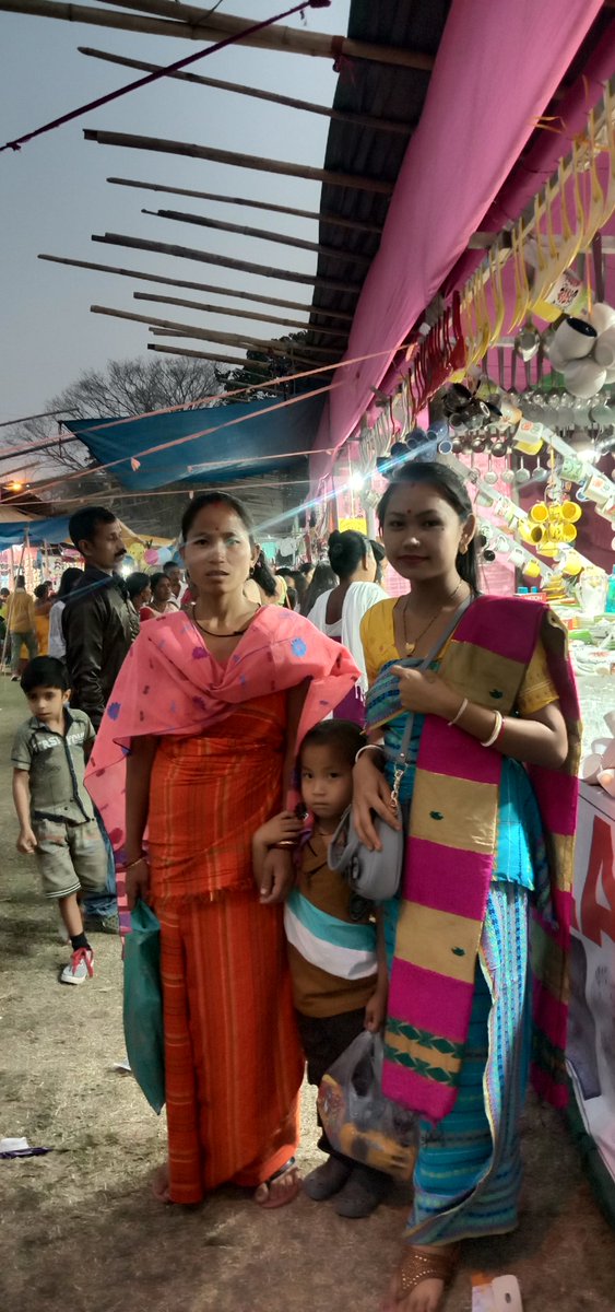 MoniManika's tweet photo. With elder sister at Tamulpur https://t.co/Z6sr25DJvv