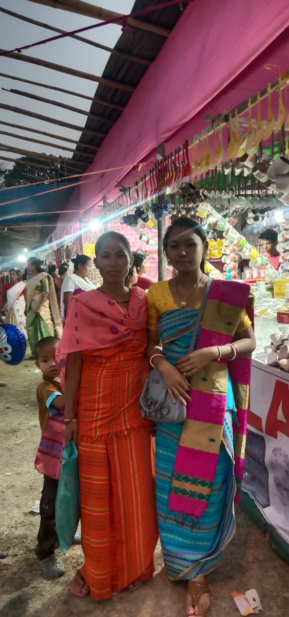 MoniManika's tweet photo. With elder sister at Tamulpur https://t.co/Z6sr25DJvv