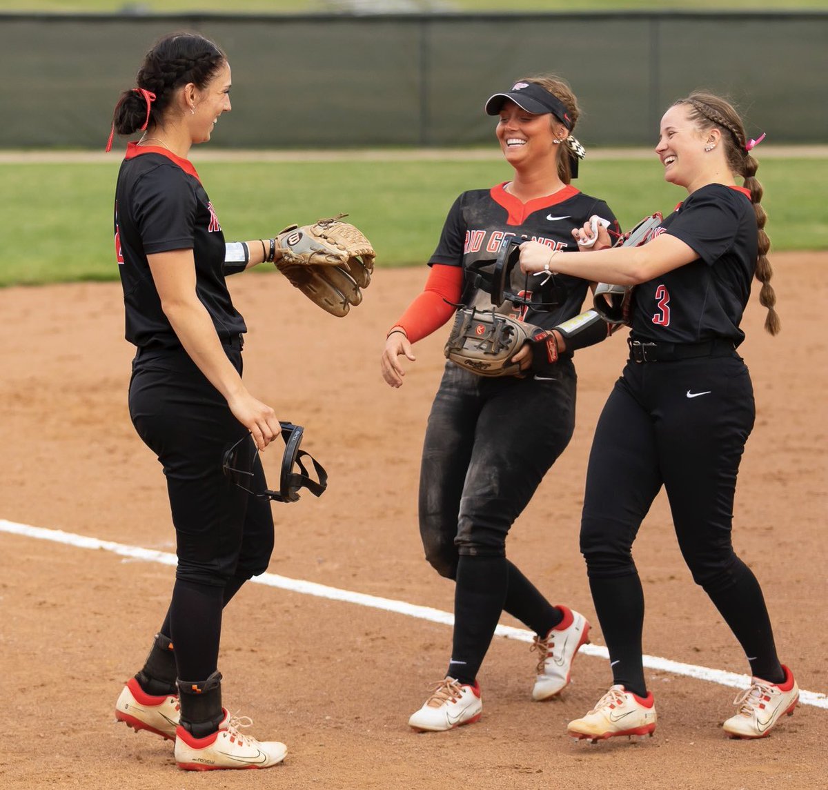 SoftballRio's tweet photo. All smiles for another home conference series with @WVUTECHSOFTBALL at 3 &amp; 5!
Come out and support your RedStorm ladies down on the farm! #togetherwestorm https://t.co/qlBfXmSfMv