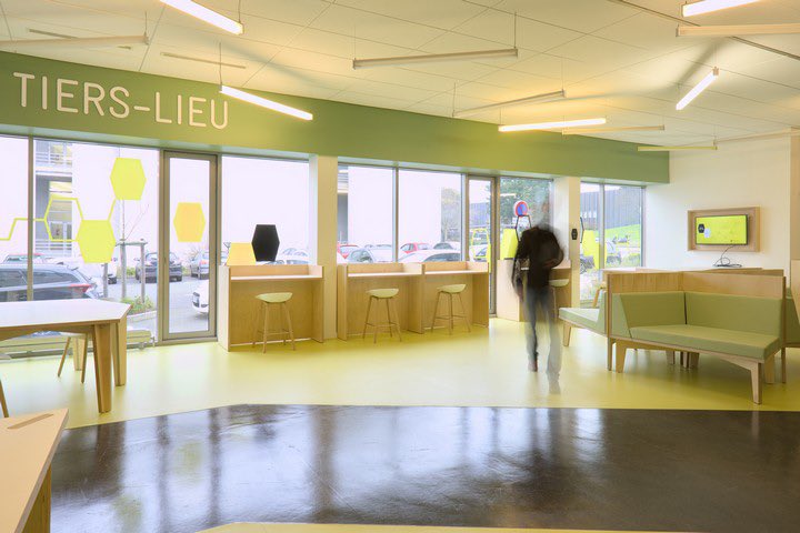 franckytrichet's tweet photo. Inauguration du réseau des 6 tiers-lieux de Nantes Université : des lieux pour créer des liens (entre entreprises, associations, étudiants, chercheurs et administratifs) et de l'imprévu pour créer de la valeur. Découvrez le tout en vidéo : https://t.co/w6Nj8q2Z05 https://t.co/gHUQv40Rqo