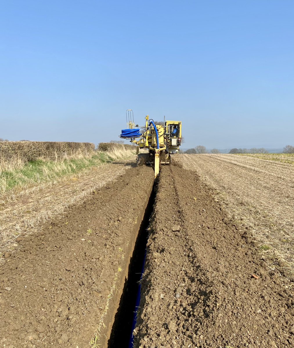 JAT1872's tweet photo. Sun was out for a site visit to @drainagemachine. Great conditions for putting in some #landdrainage. @AgriiUK  #farminguk #SoilHealth #BackBritishFarming #northyorkshire https://t.co/kVnBmbS6zV