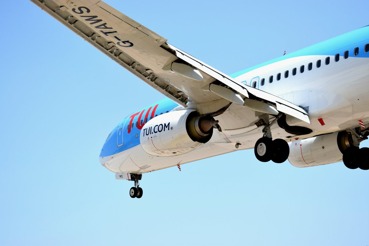 TUICareers's tweet photo. Get ready to take off ✈️
Come and join us as a Type Rated Pilot this summer as we work on building a better, stronger and more efficient airline for the future. https://t.co/90YjVJnTHh