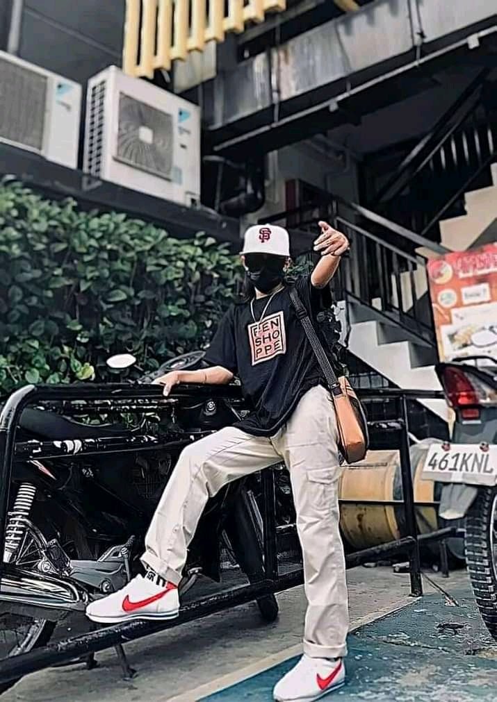 jhonloyd09's tweet photo. 🔪 https://t.co/Ejhw3UNOtk