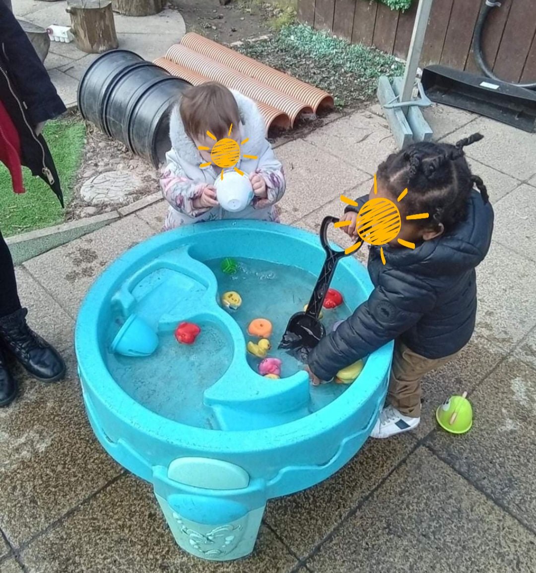 Stepsnursery's tweet photo. Here are some recent photo's of us having lots of fun outside!
There's been lots of growing in confidence, exploring new activities, trying new things, getting very wet, enjoying the sunshine, sharing but most of all having lots and lots of fun
#Earlysteps #outside #fun https://t.co/uoBpFSnlFx