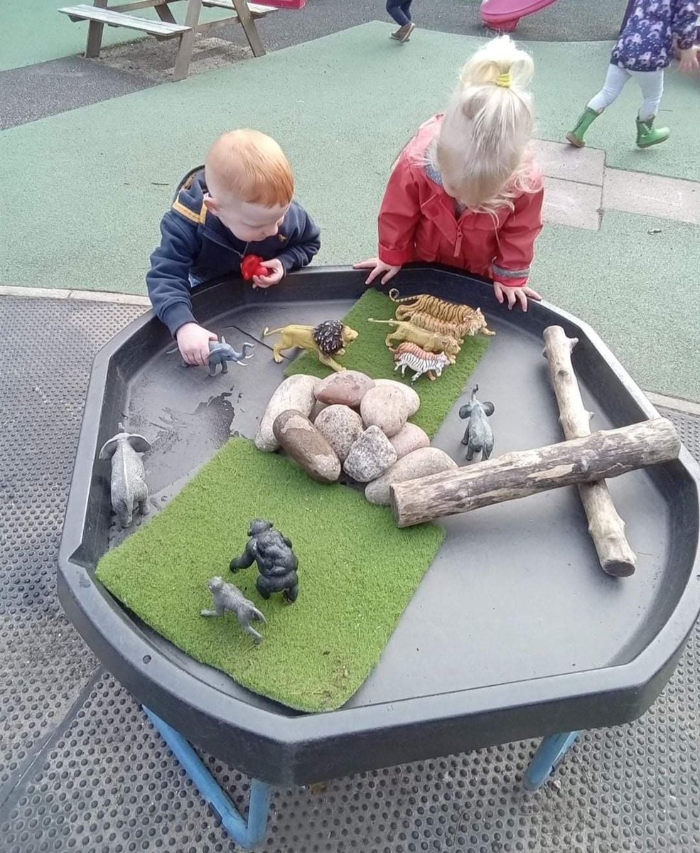 Stepsnursery's tweet photo. Here are some recent photo's of us having lots of fun outside!
There's been lots of growing in confidence, exploring new activities, trying new things, getting very wet, enjoying the sunshine, sharing but most of all having lots and lots of fun
#Earlysteps #outside #fun https://t.co/uoBpFSnlFx