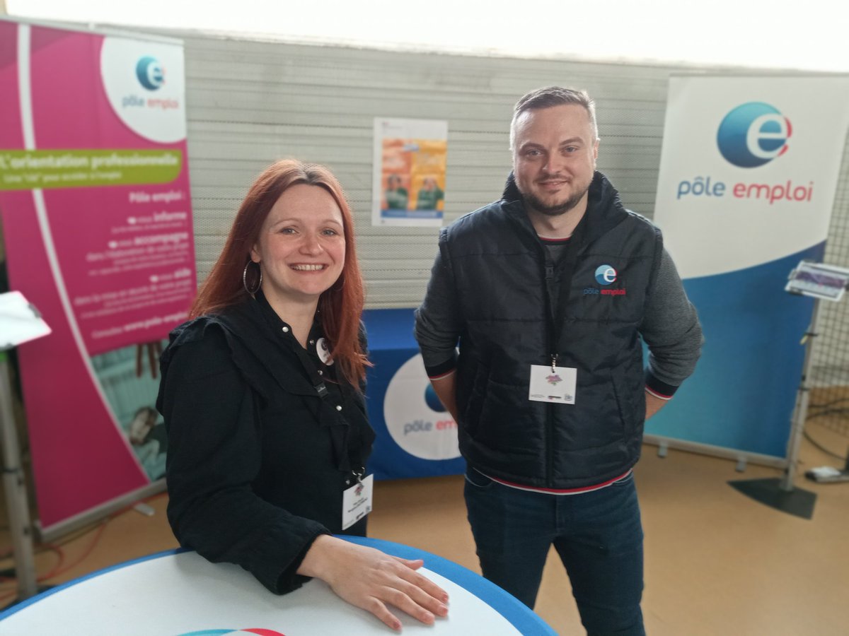 @poleemploi_HDF présent a Osons nos Talents Calonne Ricouart, pour vous informer sur les métiers qui recrutent, vous accompagner dans votre projet <a href="/PLIEBETHUNE/">PLIE Béthune</a> #bruaylabuissiere