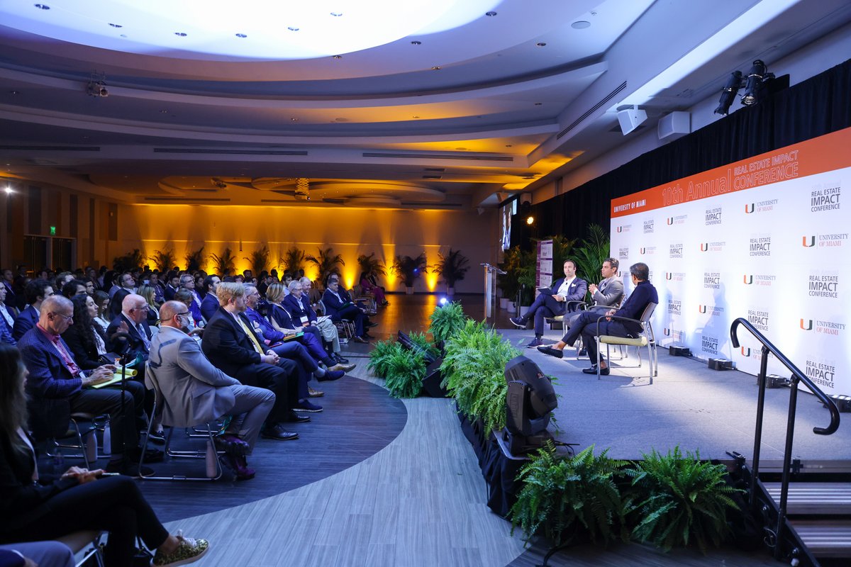 umiamimredu's tweet photo. In this year's #UREIMPACT Closing Keynote Conversation, moderated by Managing Principal of 13th Floor Investments Arnaud Karsenti, @CityofMiami Mayor Francis X. Suarez and CEO of @WeWork Sandeep Mathrani discussed what the city has done to spur the “Miami Movement”! 🏗️ https://t.co/L4LI2djzuR