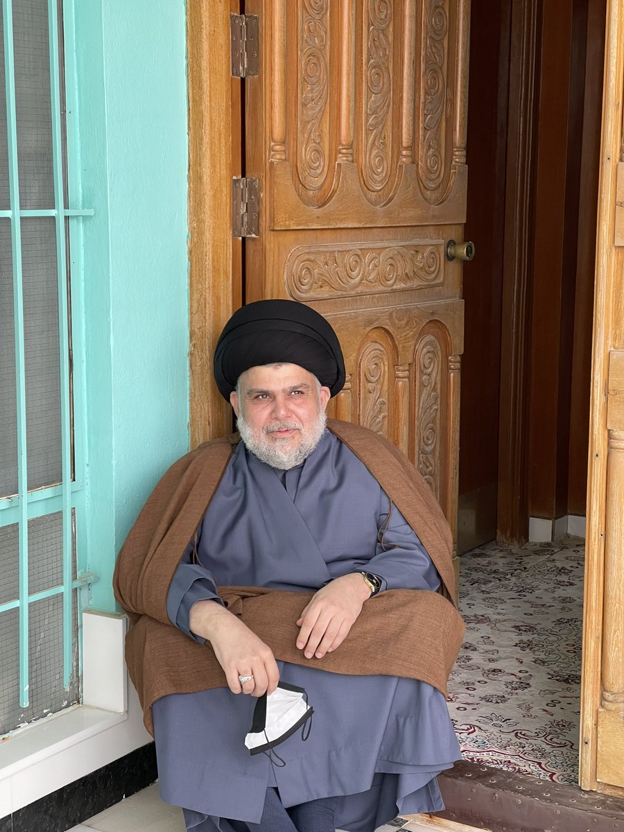 نصر من الله وافانا به الخبر
فلتهنك العزة القعساء والظفر
 فتح قريب وملك قد خصصت به 
جرى به قبل تكوين الورى القدر 
هذا الرجاء الذي كنا نؤمله
قد وفيت لك في تيسيره النزر 
قد صمت للّه شكراً إذ سمعت به 
واستبشرت بالذي حدثتهُ البشر
#النصر_آت