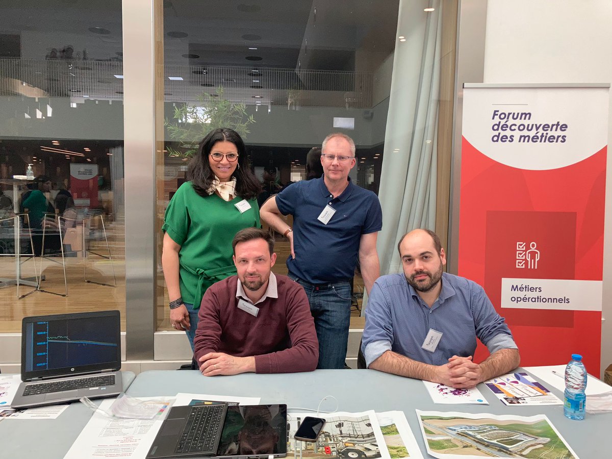 RTE_nord's tweet photo. Aujourd'hui, nos salariés sont aussi présents au Forum découverte des métiers organisé par l'@Arpejeh dans les @hautsdefrance. 

L'objectif ? présenter la diversité des métiers et des parcours chez @rte_france à des jeunes en situation de handicap.🤝 https://t.co/BvqWIOH7Jo