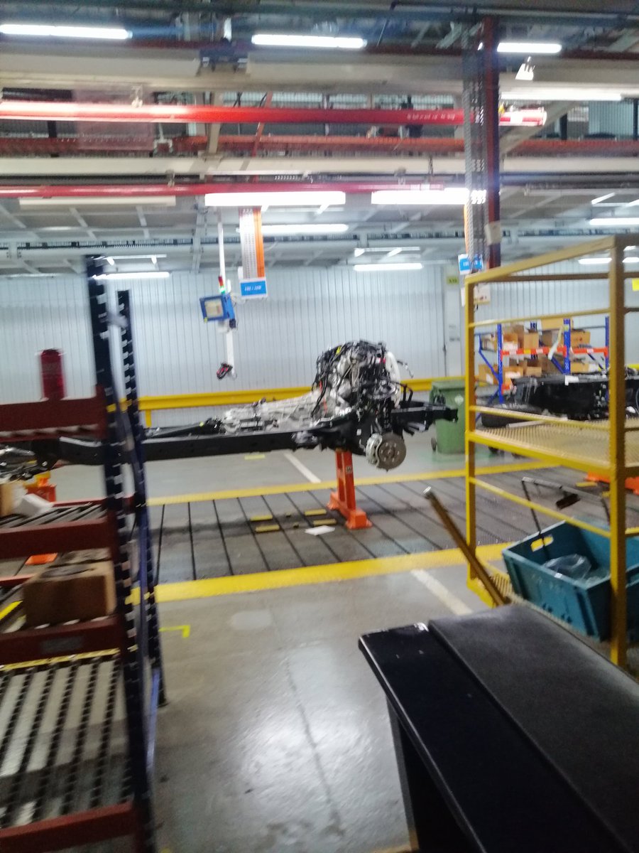 doughZAR's tweet photo. ..having a walk-about at the Ford plant & hq office in silverton today, and getting a sneak preview of the #NextGenRanger & #NextGenEverest...
@FordSouthAfrica
#DippedInBlue
#GoFurther
#tellthemDOZERsentyou https://t.co/OoE8brlIVq