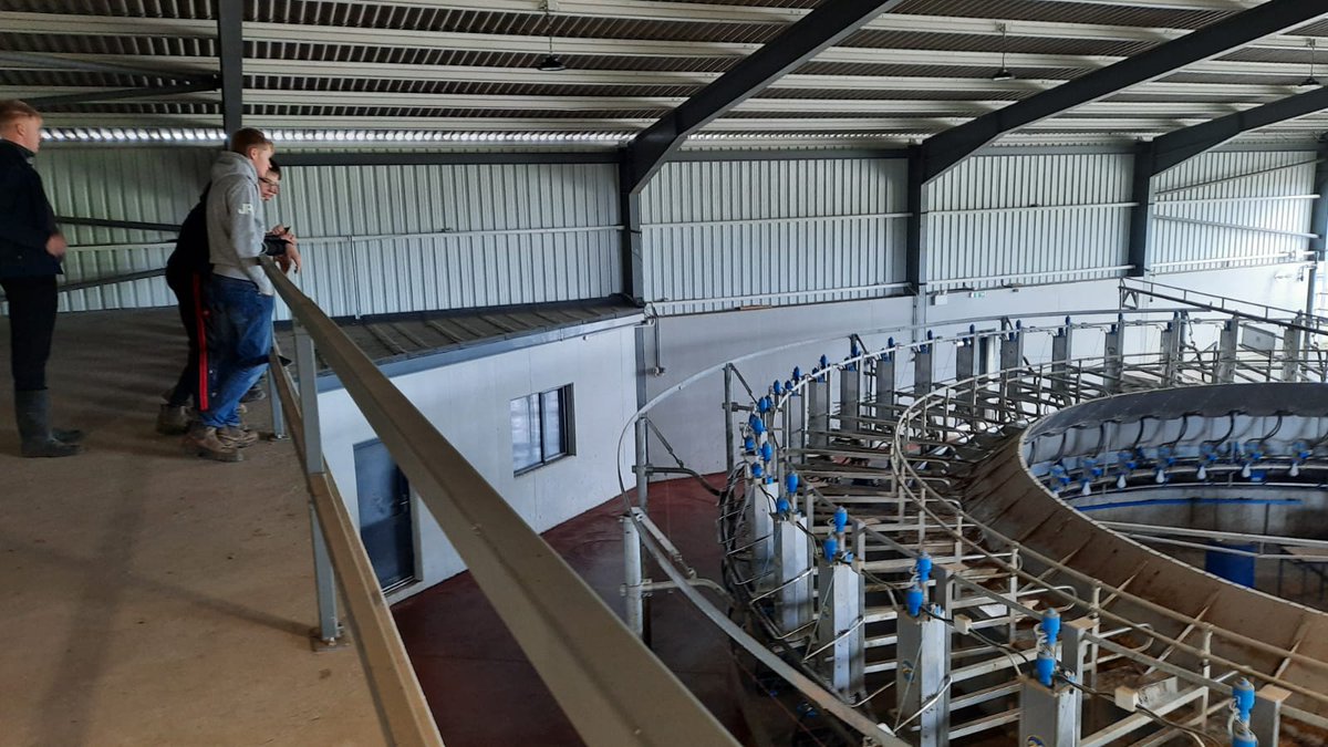 NCTY2018's tweet photo. @TipperaryETB Birds eye view of new 50 unit Rotary Miller. https://t.co/DqxzKVCgEB
