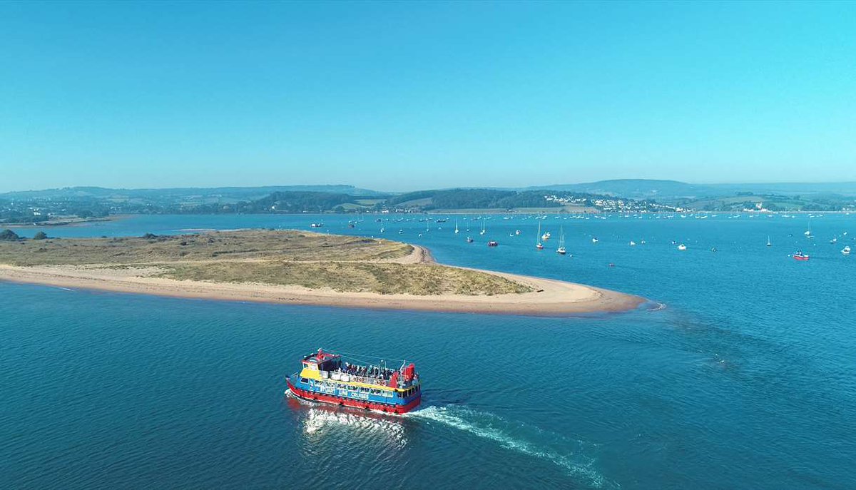 visitexeter's tweet photo. ⛴️Climb aboard @stuartlineexm to experience a Jurassic Coast cruise
🐟Catch a water taxi to the @riverexecafe, situated in the middle of the River Exe Estuary
🌅Enjoy 5-star dining at @Lympstone_Manor
#EnglishTourismWeek #LoveExeter #ExeterExperiences @visitengland https://t.co/KGbayFwKH3