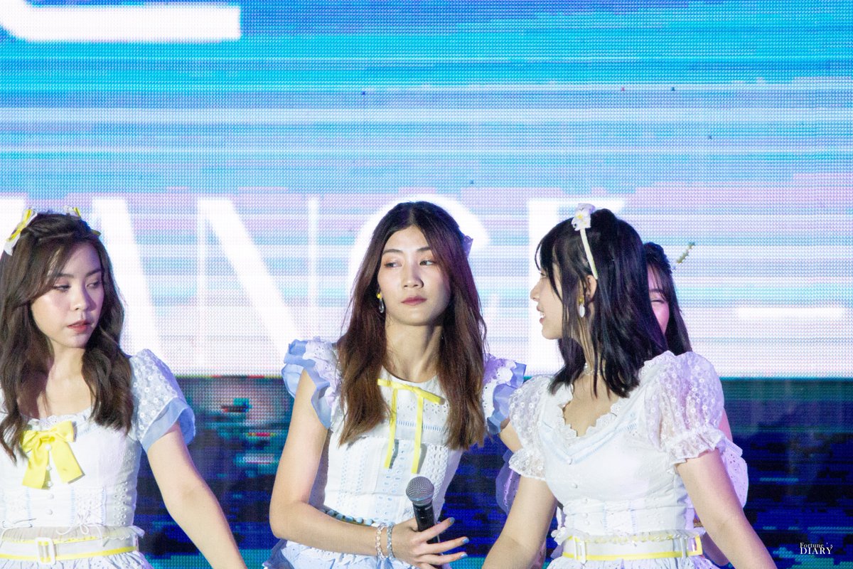 fortune_diary's tweet photo. พี่ฟอร์ๆ หนูอยากกินชาบู ~ 

#FortuneCGM48 #KaningCGM48 #CGM48 #BNK48 #SayonaraCrawlTH_1stperf https://t.co/BdvvvKccwG