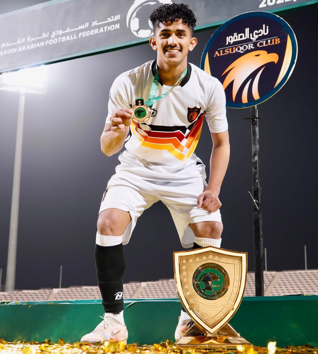 Nq_7_'s tweet photo. اللهم لك الحمد على هذا الختام الجميل 
موسم استثنائي مميز 👑 
أشكر كل من وقف معاي 
أهنئ رئيس النادي والجهاز الفني والجهاز الإداري والطاقم الإعلامي وأخواني اللاعبين 

وجميع محبي النادي 🧡🖤 

والقادم أجمل بإذن الله  

#دوري_الدرجة_الثالثة 
#دوري_الدرجة_الثانية https://t.co/yz0djpiyQc