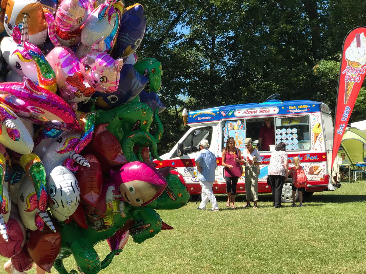 50icecreamvanhi's tweet photo. Spring is here, the sun has started to shine 🌞🍦😀
Do you need to hire an ice cream van for a special occasion.
Contact us on 01422 881122 to arrange your booking.
https://t.co/W3qdDhqCEK
#roydices #icecreamvanhire #specialoccassions https://t.co/cj3WU4U4MN