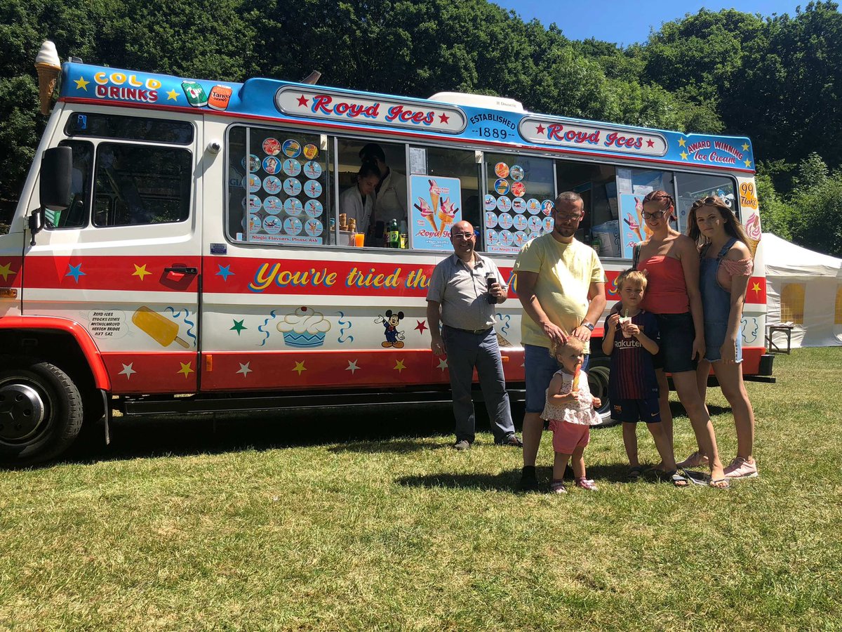 50icecreamvanhi's tweet photo. Spring is here, the sun has started to shine 🌞🍦😀
Do you need to hire an ice cream van for a special occasion.
Contact us on 01422 881122 to arrange your booking.
https://t.co/W3qdDhqCEK
#roydices #icecreamvanhire #specialoccassions https://t.co/cj3WU4U4MN
