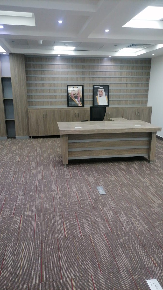 Ttc4u1's tweet photo. أعمال تركيب #بلاط #السجاد في المبنى الإداري لمستشفى الملك سلمان التخصصي 

#شركة_تالا_للتجارة #حائل https://t.co/v7HSvSjrfS
