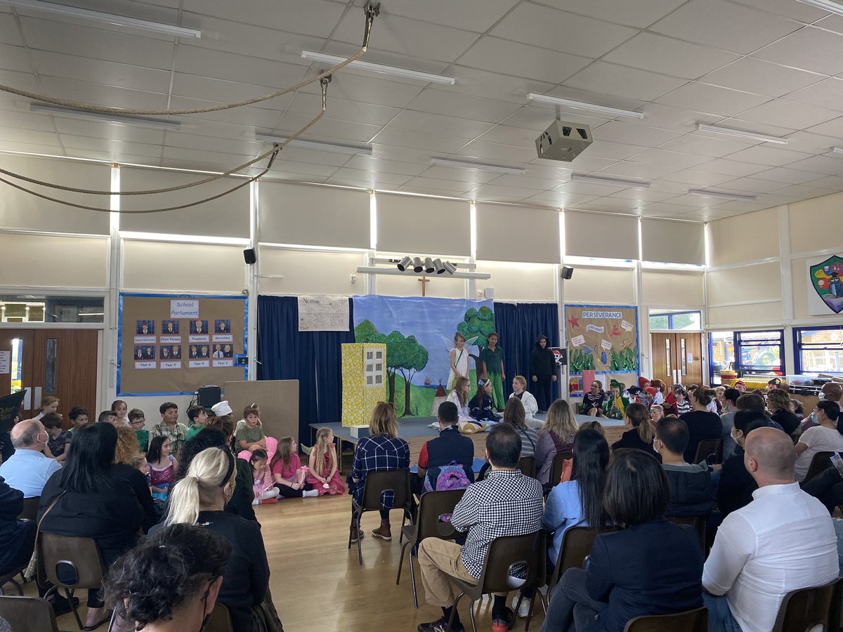 Y3/4 performed Peter Pan today!