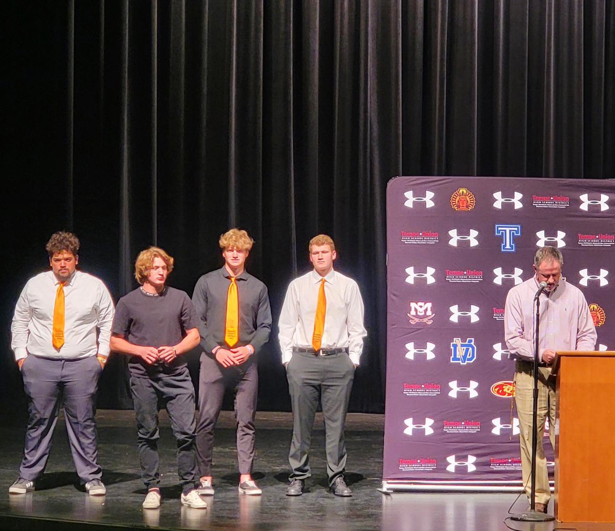 Last night we had 4 football players honored at the Tempe All-City Awards annual banquet:
🏈 Theron White, Center🏈 Evan Lenz,  Guard
🏈 Jeff Lambert, Linebacker
🏈 Carston Kieffer, Kicker

Congratulations!
#bleedorange