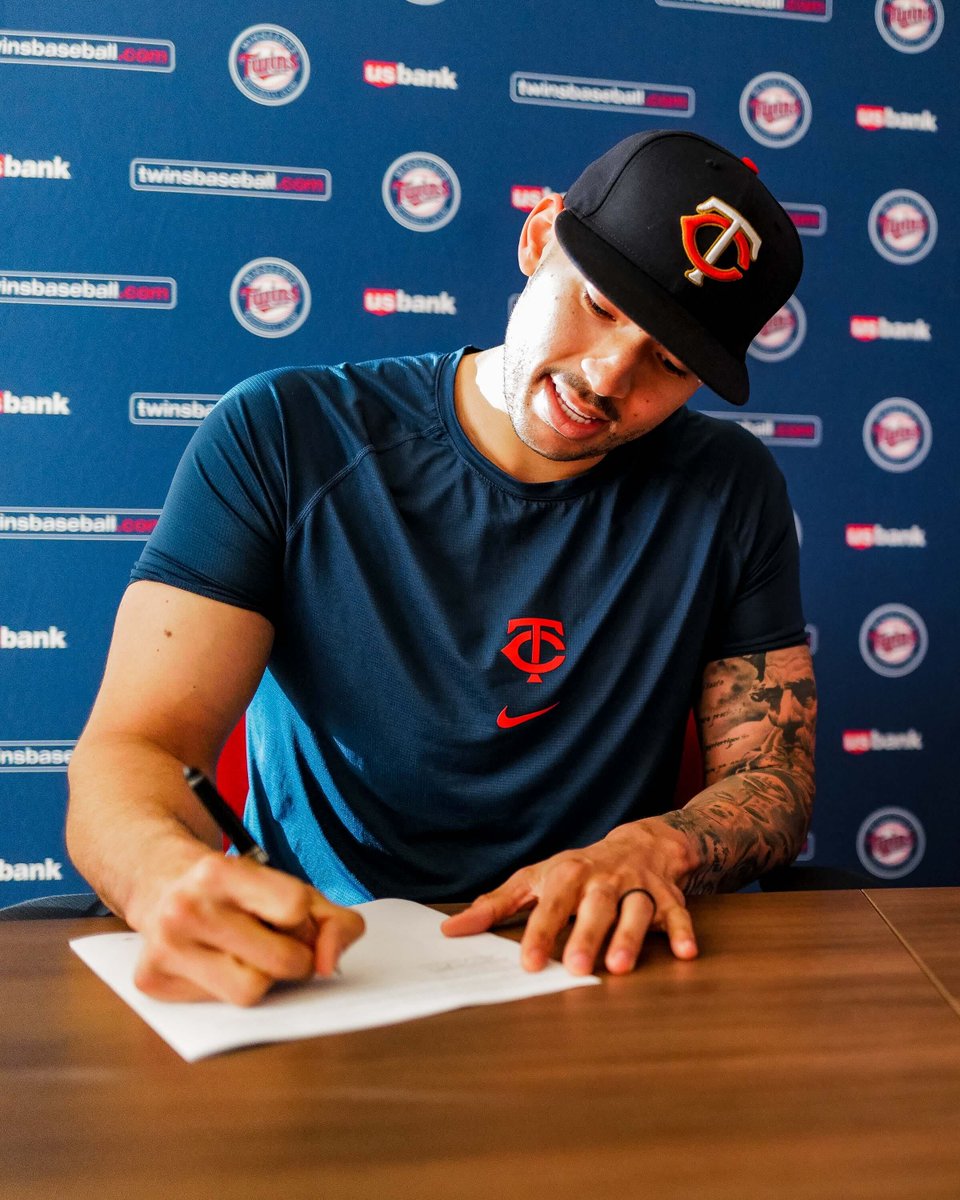 Twins's tweet photo. @TeamCJCorrea Made it official 🖊 https://t.co/b1J4REktzJ
