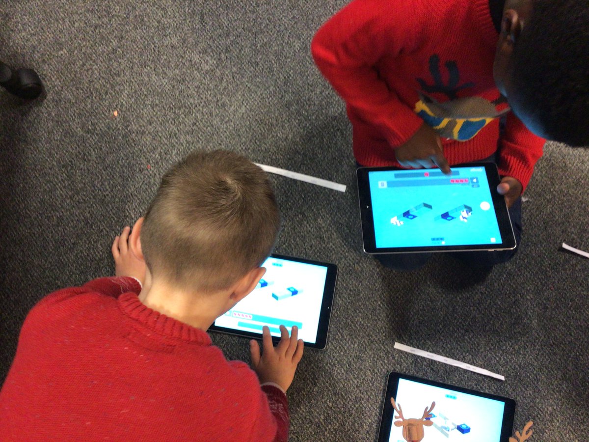 Rodocodo (@rodocodogame) on Twitter photo Some students at <a href="/Edmund_Campion/">St Edmund Campion</a> using #Rodocodo for this very sunny Tuesday afternoon 🤖👾
#edtech #Bett2022 #edutwitter #learntocode Some students at <a href="/Edmund_Campion/">St Edmund Campion</a> using #Rodocodo for this very sunny Tuesday afternoon 🤖👾
#edtech #Bett2022 #edutwitter #learntocode