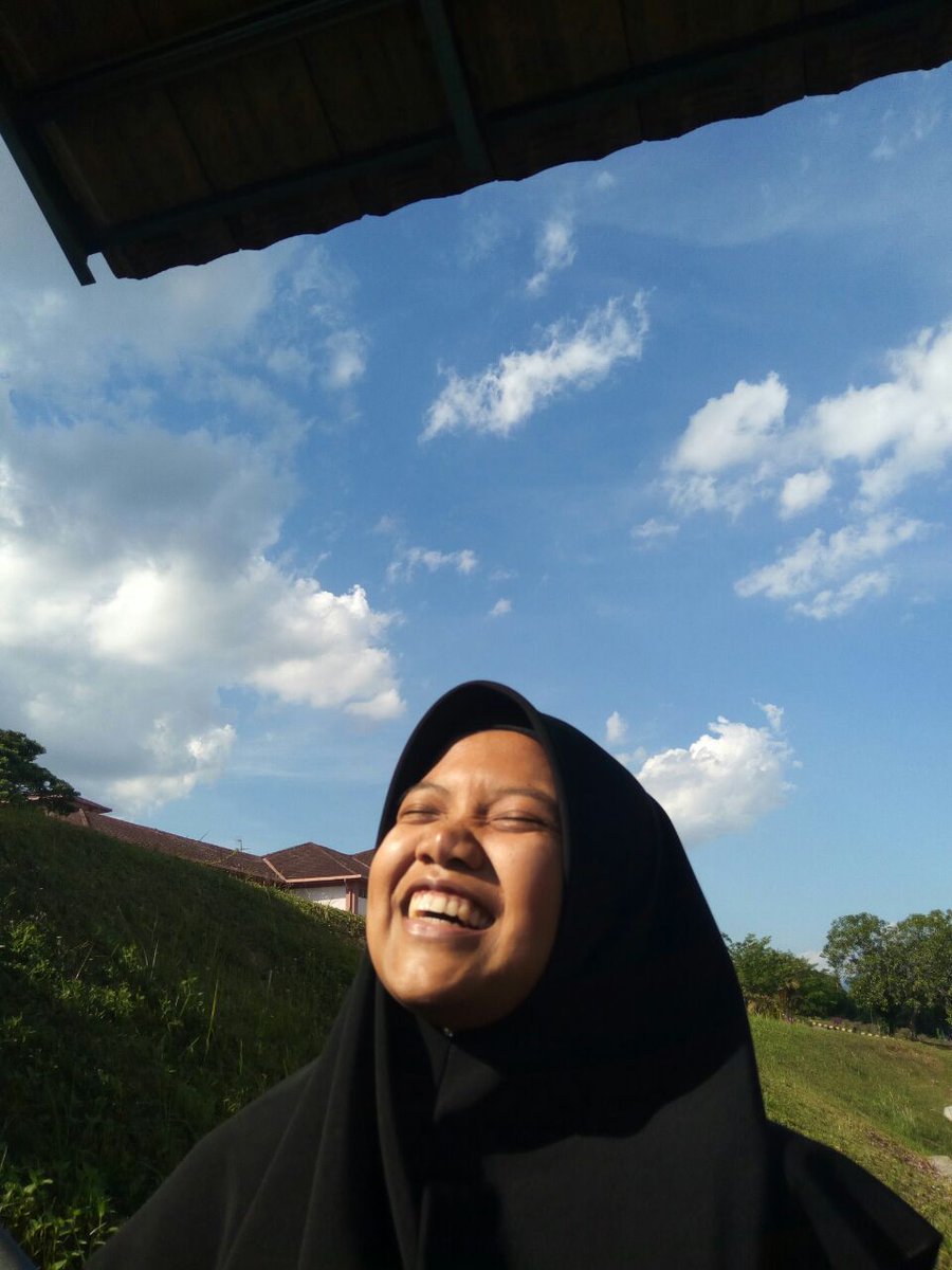 dododo198's tweet photo. Nyongen skli ajum https://t.co/RdjWSgBIPG