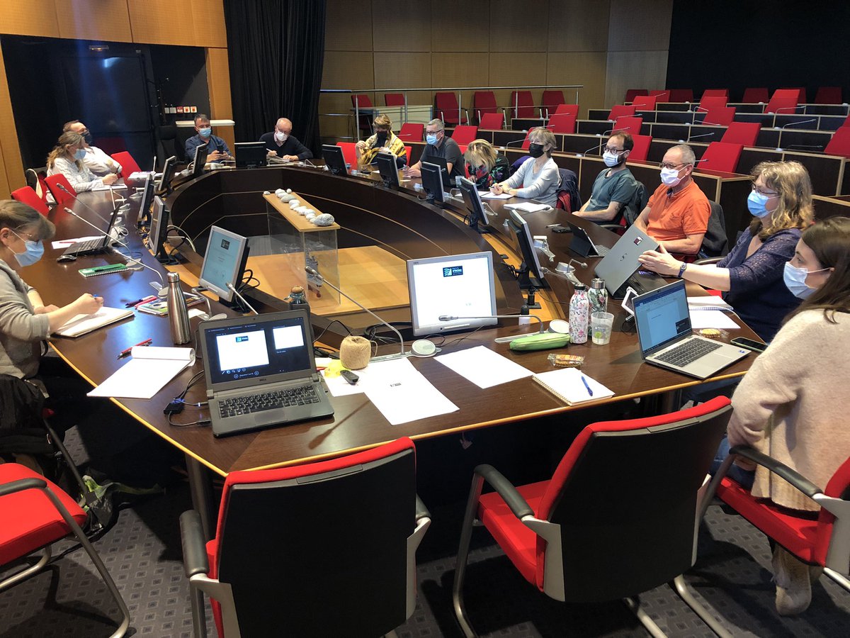 Le Repair Café Iroise participe à la réflexion de Pays d’Iroise communauté autour de la mise en place d’une matériauthèque / recyclerie …
À suivre!