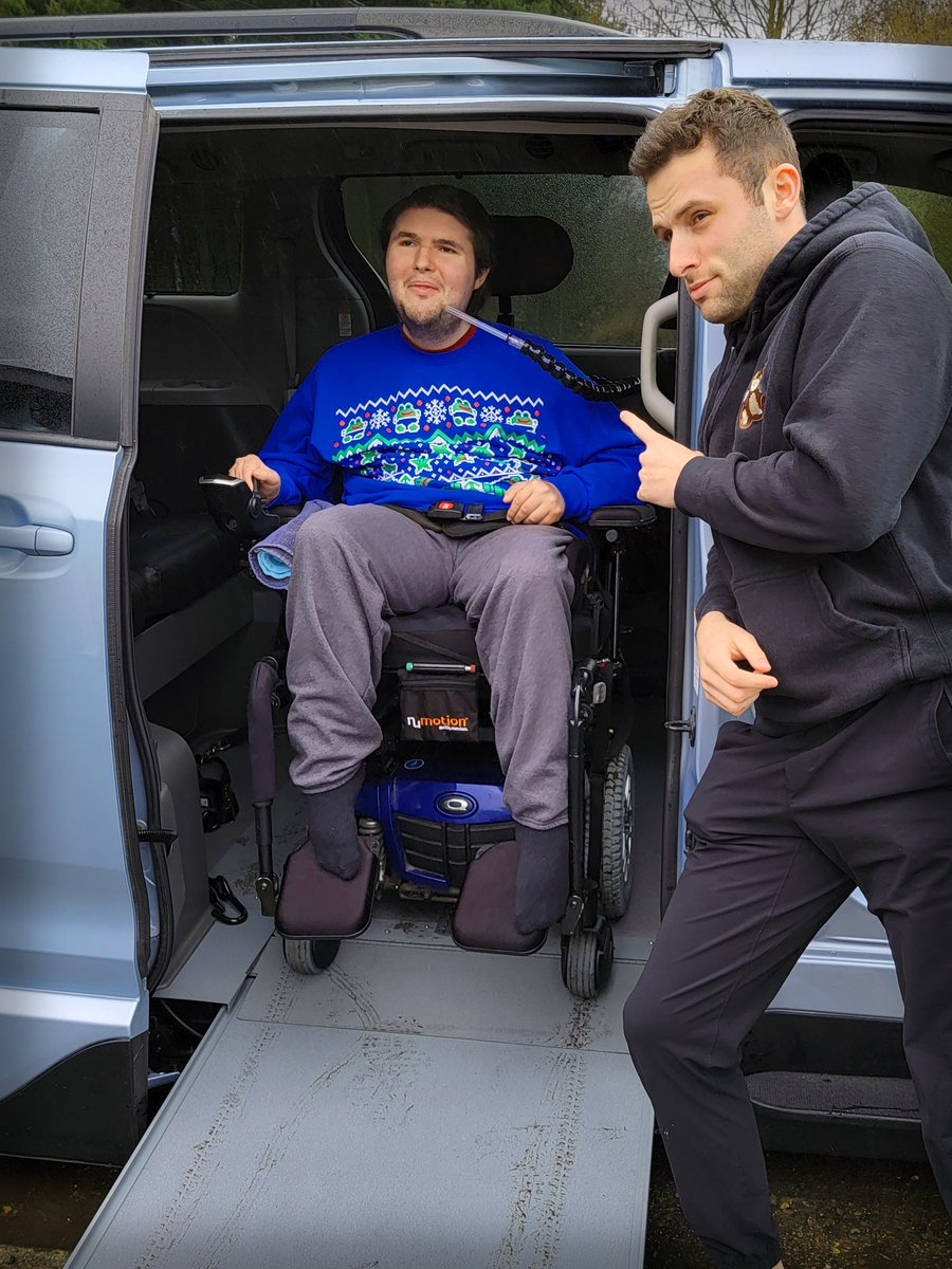 JustInBedTV's tweet photo. My life has literally been changed. I just want to say a huge thank you to @REALMizkif and his community for making one of my biggest dreams come true. Yesterday I got a super sick wheelchair van. Thank you @AustinOnTwitter for delivering it on mizkifs behalf. https://t.co/r1JdImd3wW