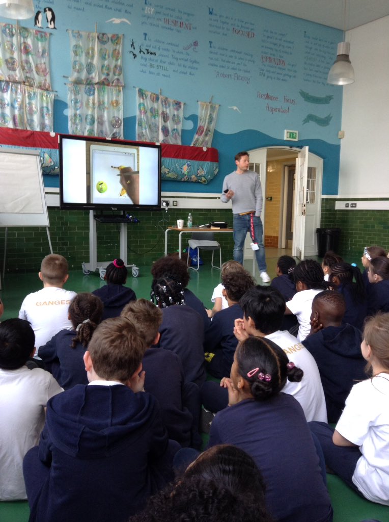 RFitzroyAcademy's tweet photo. #wallabyclass #koalaclass #kookaburraclass enjoyed their visit from @_TomMcLaughlin He read, drew and entertained📚✏️ https://t.co/Q9gklbIhGA