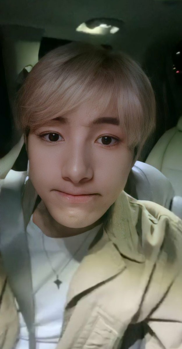 a_eins211's tweet image. Anak ganteng, anak baik, anak cantik, anak gemes pokonya Huang Renjun salah satu "my favorite human" Happy birthday sayang 🥺❤ doa terbaik buat injun, kariernya makin sukses makin disayang semua orangg ya ❤
# 스물셋_봄에_꽃같은_런쥔이왔당
# RENJUN_23on323
# Happy3to3day