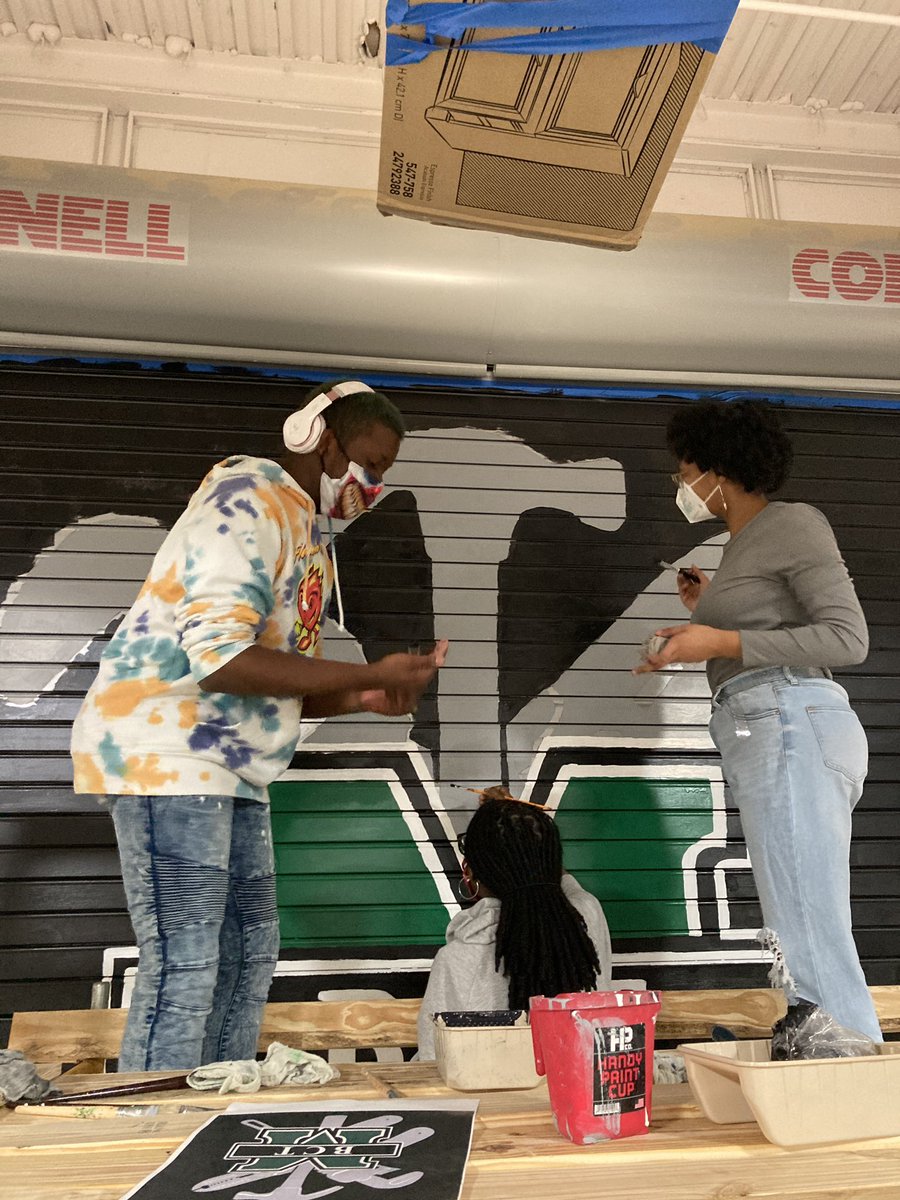 RebeccaWard tweet media