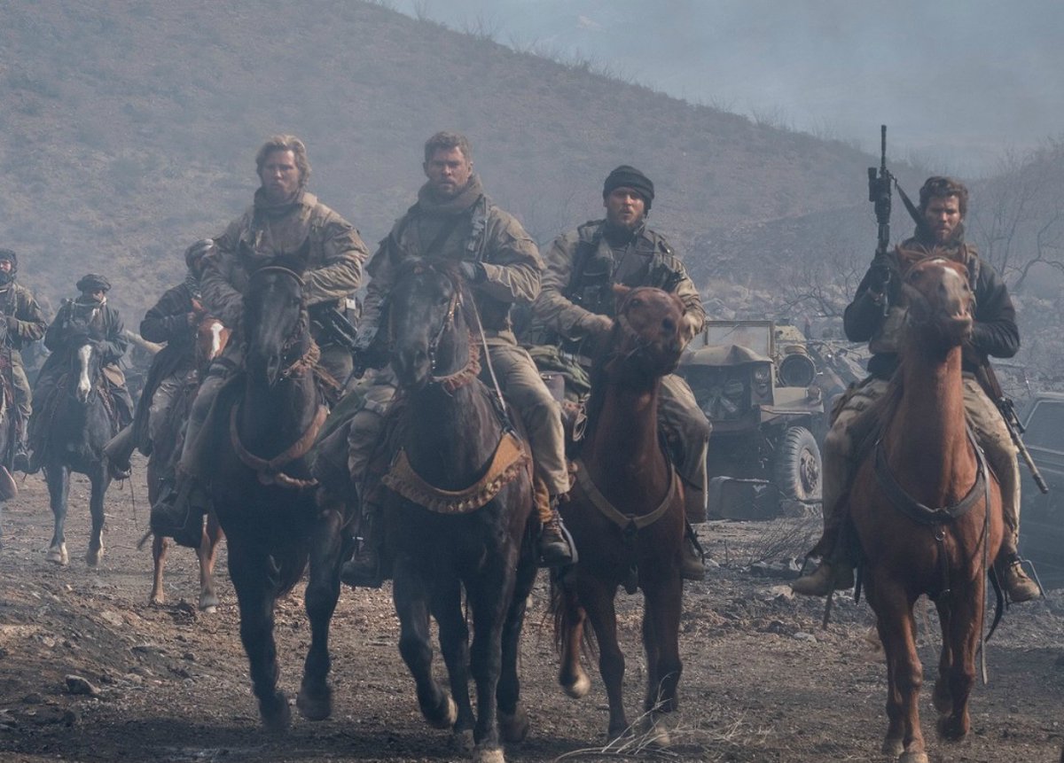 06.01: Pagi, Kawan. Suhu Surabaya hari ini berkisar di 25°-33°C dan diperkirakan hujan. Selamat beraktivitas, Kawan.

'Jangan berharap untuk apa yang tak kau inginkan'. 12 Strong. (hm)