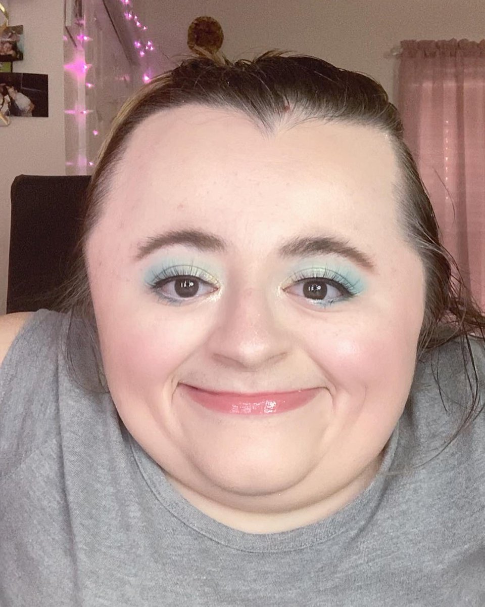 Makeup_Hannah15's tweet photo. Still obsessed with this look itโs a total pastel dream! ๐ #motd๐ #ootd๐ #pastelmakeup #makeupismypassion #makeupobsesssed #makeuplover #springmakeup https://t.co/wKPHH2askE