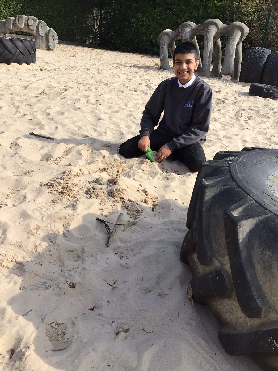 Group4Reach's tweet photo. Group 4 had a super afternoon. It was lovely to see pupils teaching each other how to play different games. #teamworkmakesthedreamwork #nurture #outdoorlearning https://t.co/s4nOPAOtyO
