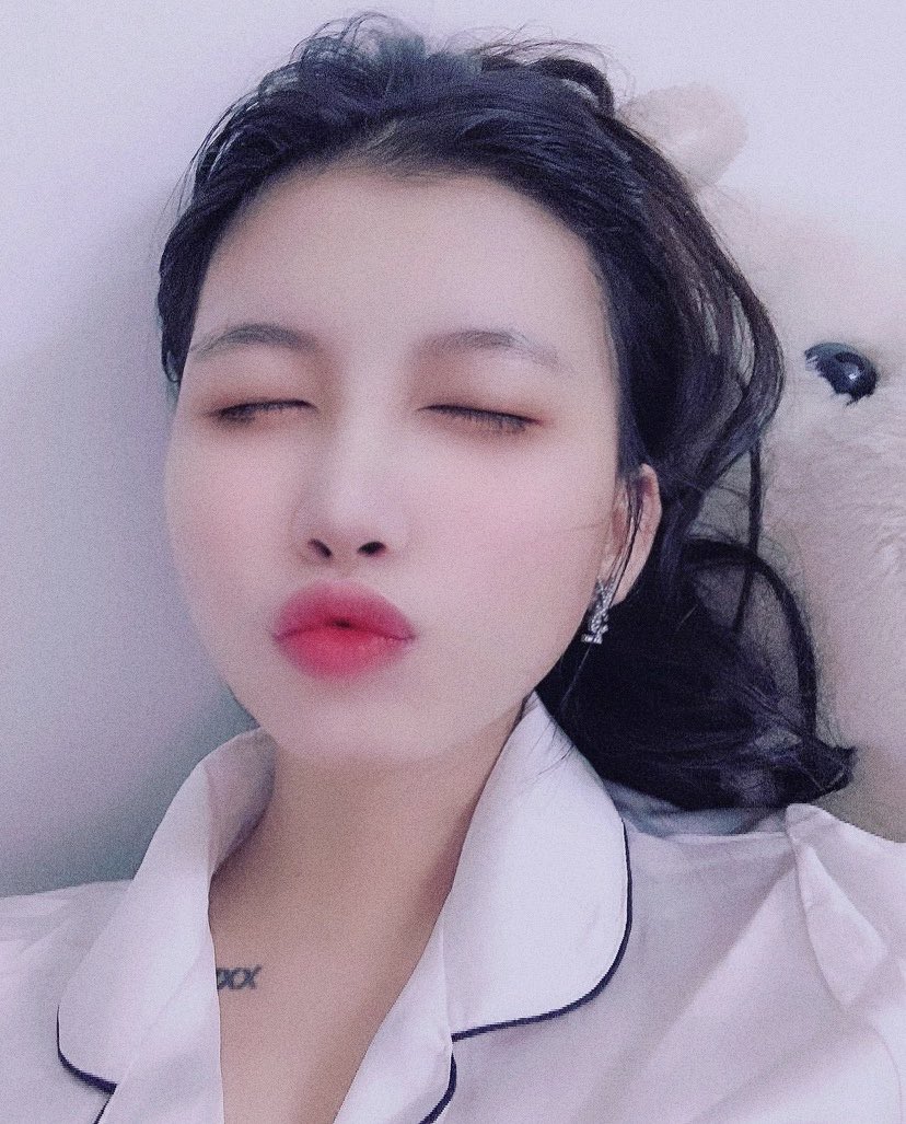 唉，又想要大肉棒了🙈#反差婊 #骚货 #母狗 #露出 https://t.co/LEwBP3iFzv